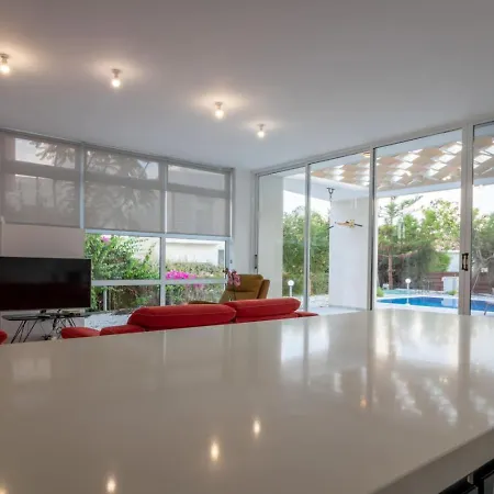 Σπίτι διακοπών Fantasy - Luxury 4br Seaview Retreat With Private Pool Πέγεια