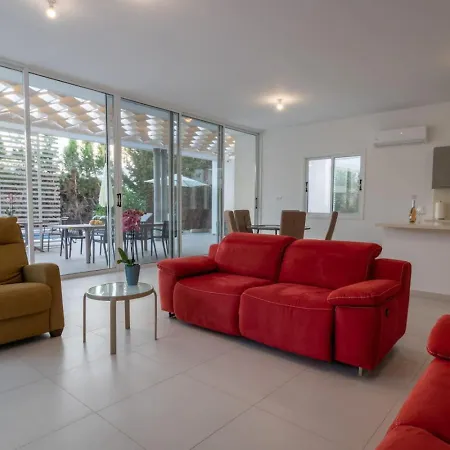 Fantasy - Luxury 4br Seaview Retreat With Private Pool Πέγεια