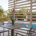 Fantasy - Luxury 4br Seaview Retreat With Private Pool Peyia