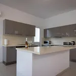 Fantasy - Luxury 4br Seaview Retreat With Private Pool Tatil Evi