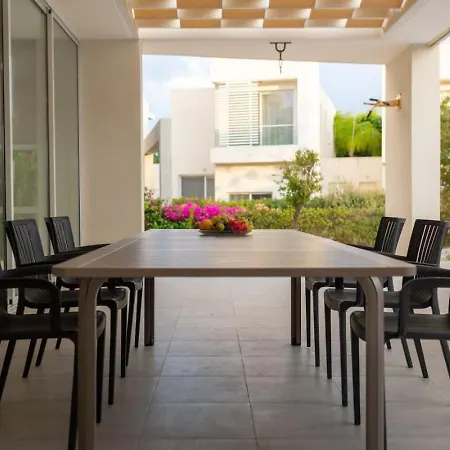 Fantasy - Luxury 4br Seaview Retreat With Private Pool Дом отдыха